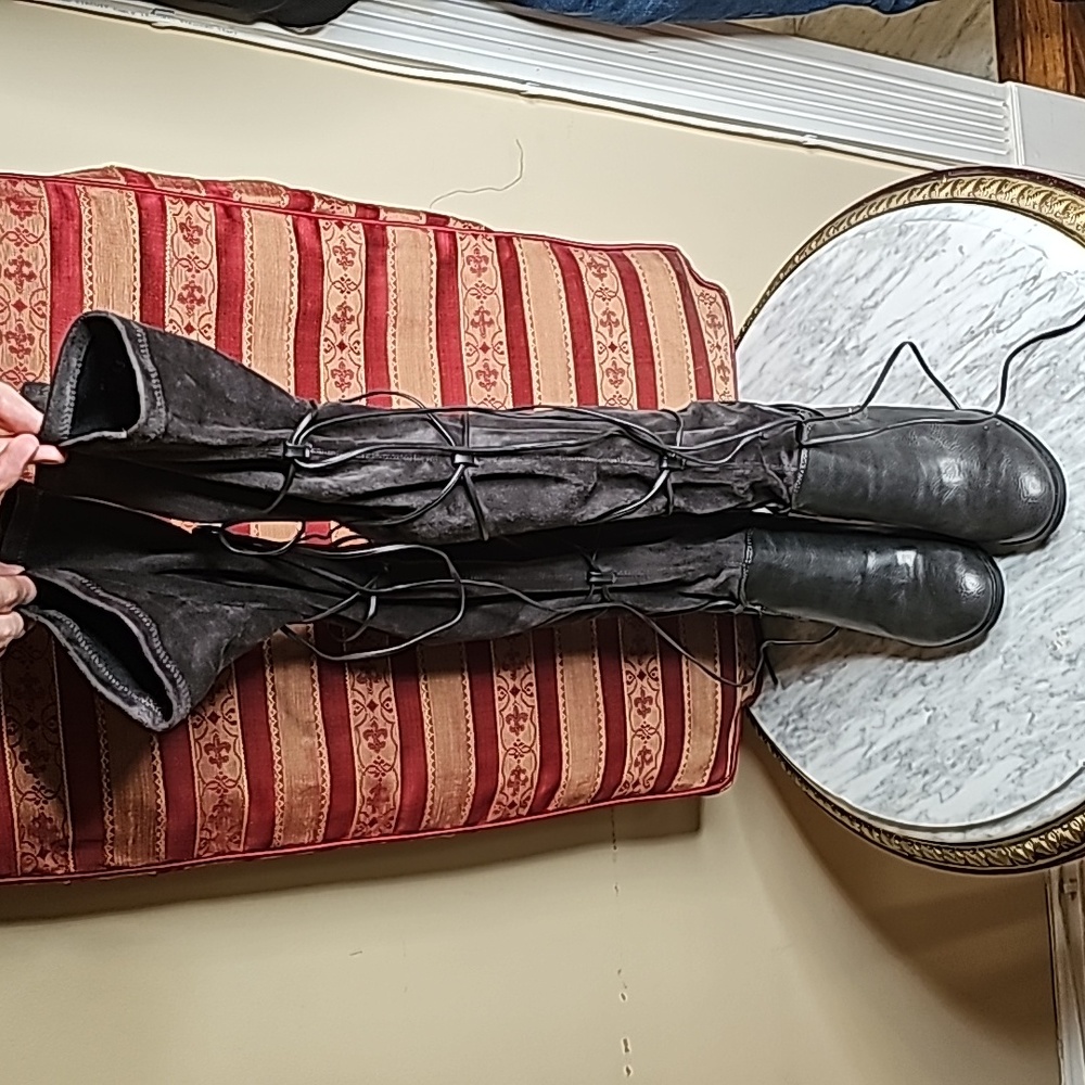 RAYNE Brown Lace up boots Size 6.5